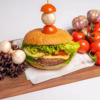 Classic Burger 270g zestaw z frytkami