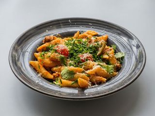 Makaron Penne z mieloną wołowiną