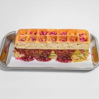 Gofr pistacja & malina