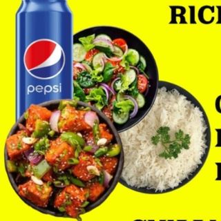 Chilli Paneer 300g+ Rice 200g+sałatki+pepsi 200ml