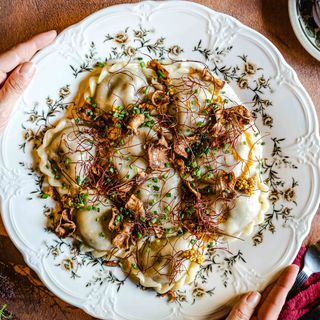 Ogniskowe specjalne 9szt (1 szt 40 g,porcja 360 g)