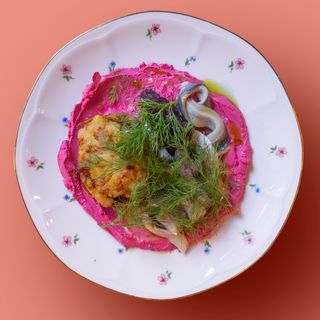 Śledź z pieczonym ziemniakiem (300 g)