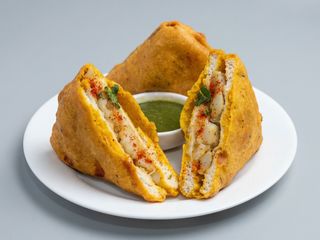 Aloo Bread Pakora (2szt) Nowosc