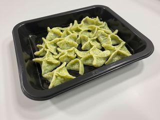 RAWIOLI ZE SZPINAKIEM  15 szt.