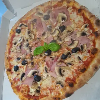 Pizza Lorenzo