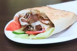 Kebab z wołowiną średni