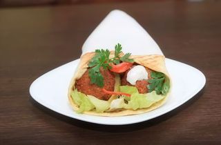 Kanapka Falafel z serem mała