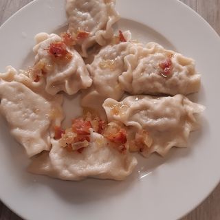 Pierogi z mięsem 6 szt.