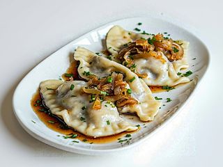 Pierogi z kapustą i grzybami 12szt