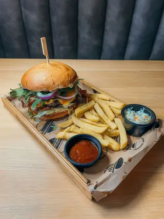Cheese Up Burger Zestaw