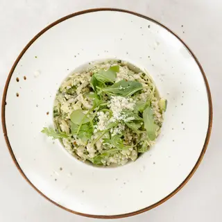 Risotto z Cukinią i Zielonymi Szparagami