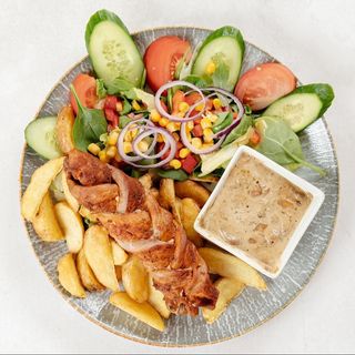 Warkocz z polędwiczek z sosem borowikowym