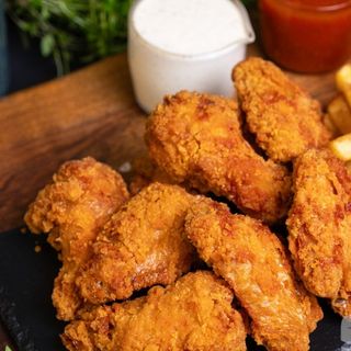 SKRZYDEŁKA Z KURCZAKA