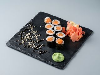 Hosomaki łosoś z wasabi