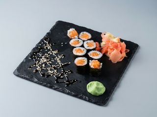 Hosomaki łosoś wędzony z wasabi