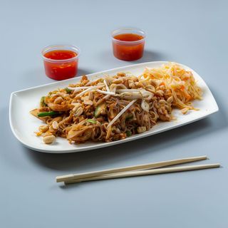 Pad Thai z kurczakiem