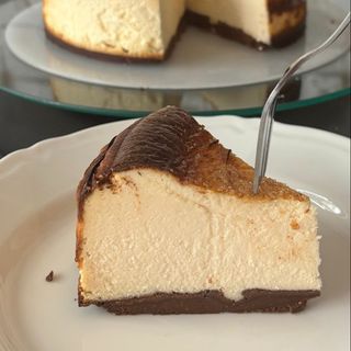 Keto Sernik Baskijski A’la Przeketonowa ( Max. 5 sztuk danego produktu dziennie )