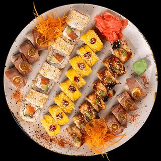 SET 8 URAMAKI SET 2 (32 kawałki)