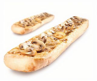 Zapiekanka z pieczarkami