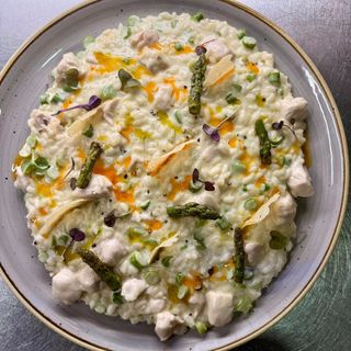 Risotto z Kurczakiem, szparagami i młodym brokułem