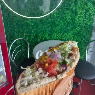Mega Kebab w bułce
