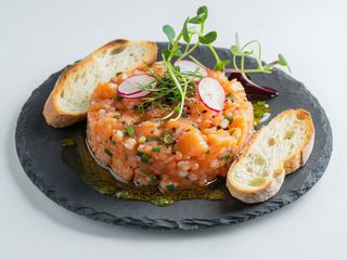 Salmon Tatar 100g
