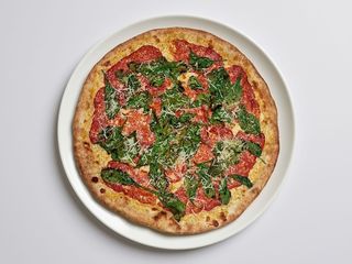 Pizza Modena (lekko pikantna)