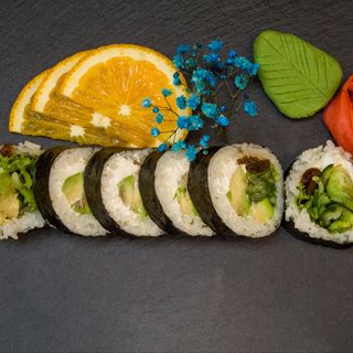 Futomaki AWOKADO VEGE | 6 szt