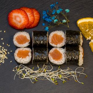 Hosomaki ŁOSOŚ SUROWY | 8 szt