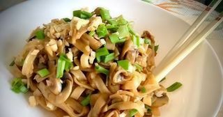 Makaron smażony ryżowy