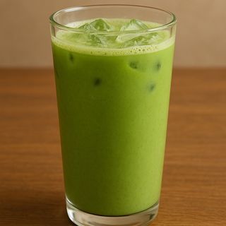 Ice matcha latte