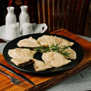 Pierogi z pieczarkami i serem