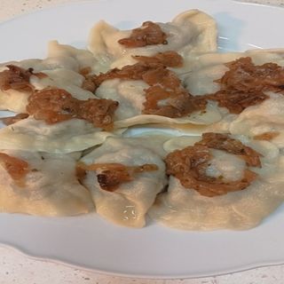 Pierogi z kapustą i pieczarkami