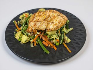 Pierś z kurczaka z warzywami
