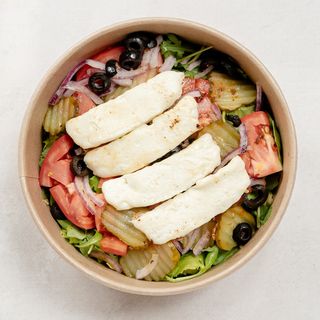 Sałatka z serem (wege)