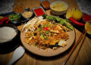 Makaron sojowy z kurczakiem