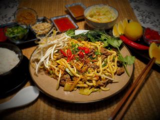 Makaron udon z wołowiną