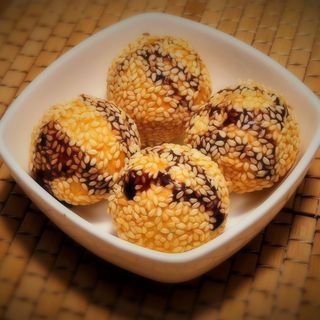 Sezamowe paczki singapurskie (na sztuki)