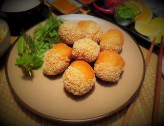 Kurczak w cieście kokosowym z sezamem