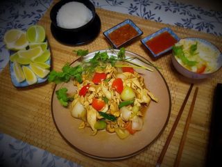 Kurczak z orzechami nerkowca