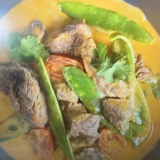 Wołowina Curry Thai żółte