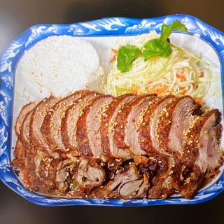 Kaczka chrupiąca z warzywami