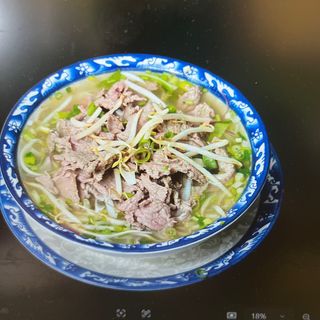 Zupa Pho z kaczką (duża porcja)