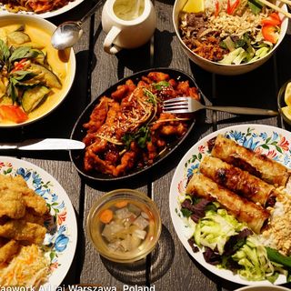 Makaron chiński smażony z tofu