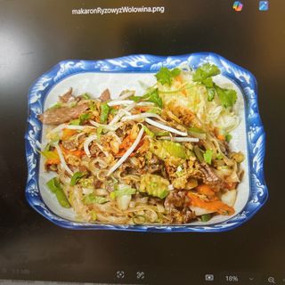 Makaron Tajski z wieprzowina