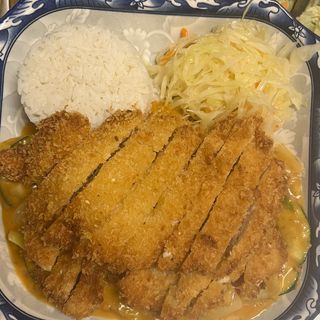 Kurczak chrupiący sosie Curry czerwone