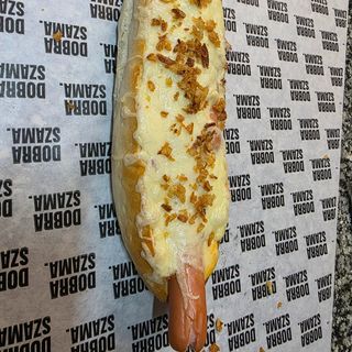 Hot-dog zapiekany z serem