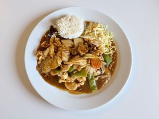 Kurczak z pieczarkami