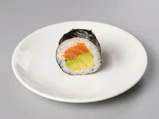 Futomaki łosoś awokado 8szt 190g