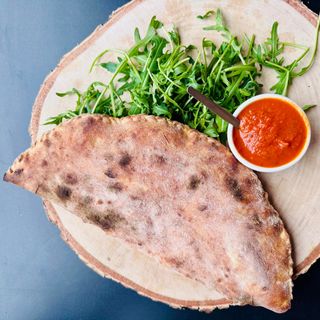 Calzone a'la carbonara